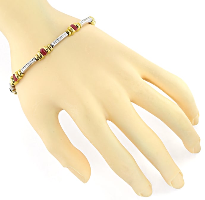 Foto 4 - Exquisites Spitzen-Rubine Brillanten Armband, S5647